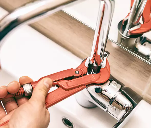 Expert Leak Repair Plumber in Cranston, RI